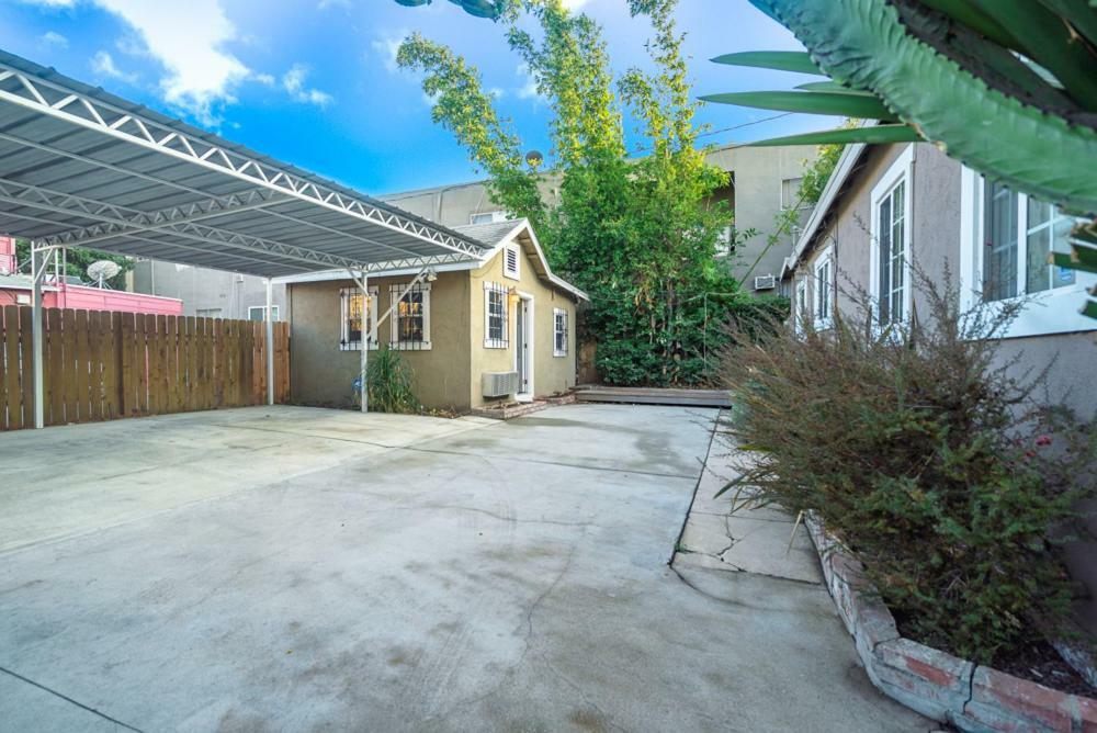 Apartamento Stylish 2 Bed & 2 Bath At The Heart Of Hollywood With Free Parking - One Car Only Los Ángeles Exterior foto