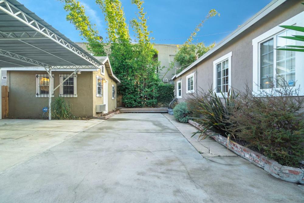Apartamento Stylish 2 Bed & 2 Bath At The Heart Of Hollywood With Free Parking - One Car Only Los Ángeles Exterior foto